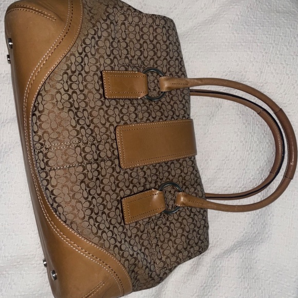 Coach authentic - Picture 2 of 3